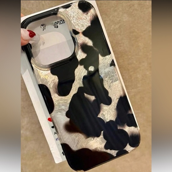 Trendy Cow Print iPhone 16 Pro Max Case | Black & White Protective Cover - Picture 2 of 7